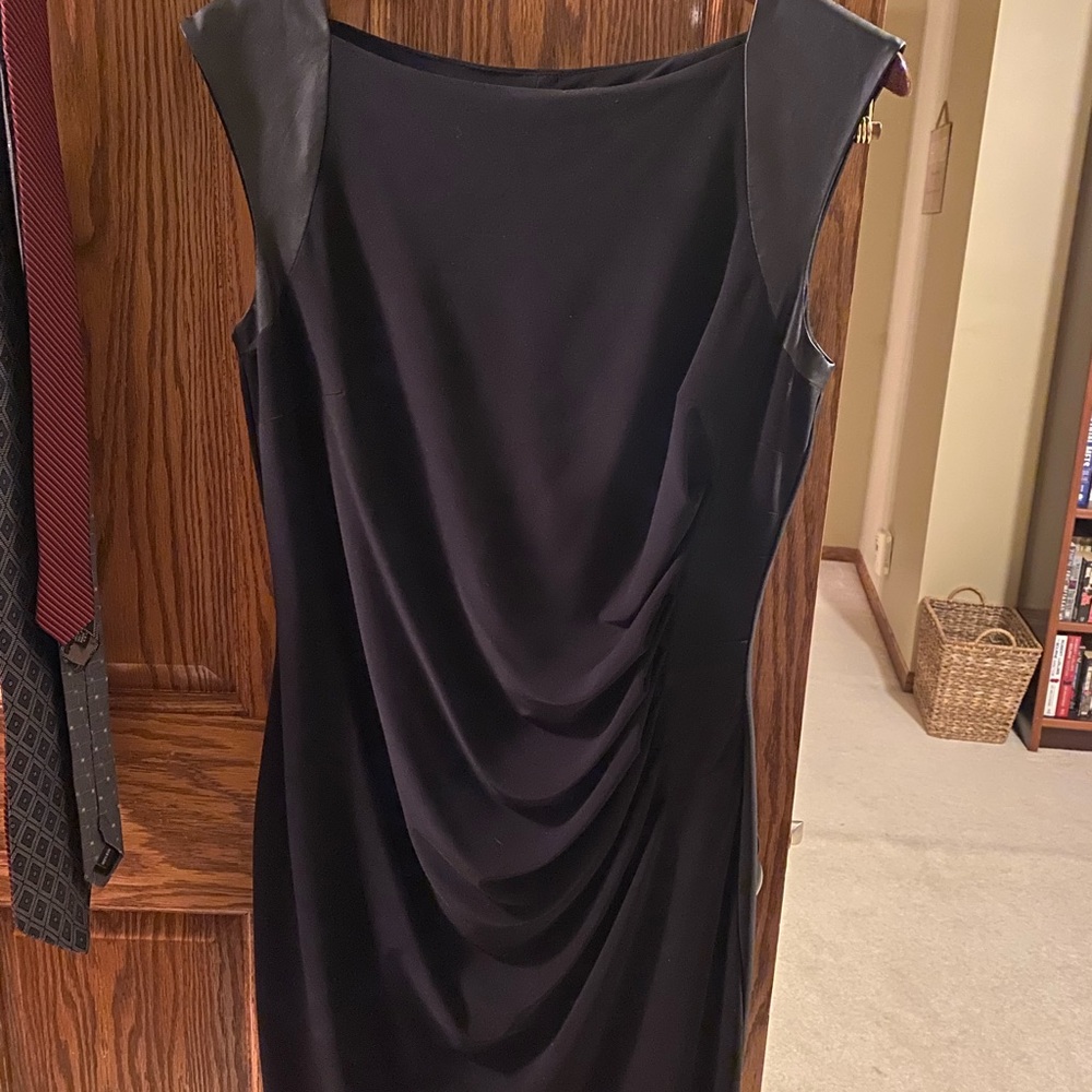 Anne Klein black dress size 8. Leather accents - Picture 1 of 4